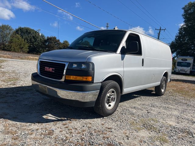 2021 GMC Savana Base