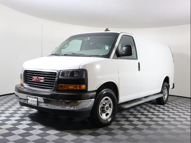 2021 GMC Savana Base