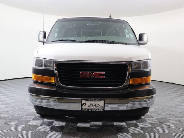 2021 GMC Savana Base