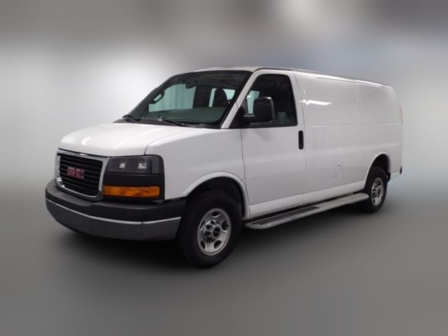 2021 GMC Savana Base