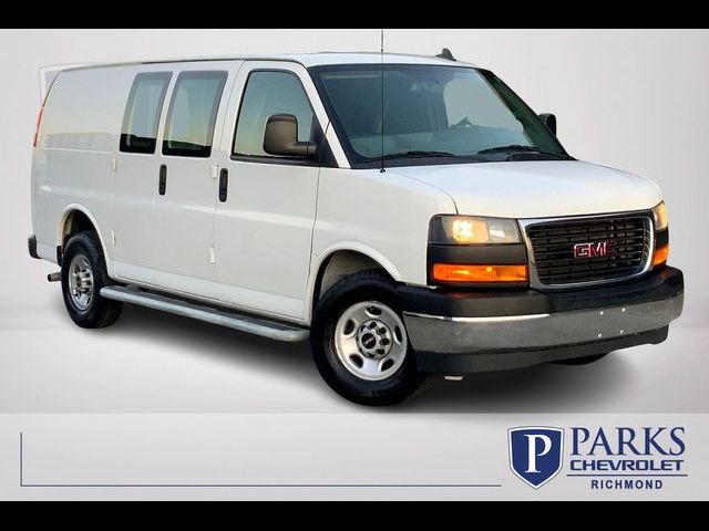 2021 GMC Savana Base