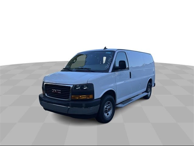 2021 GMC Savana Base