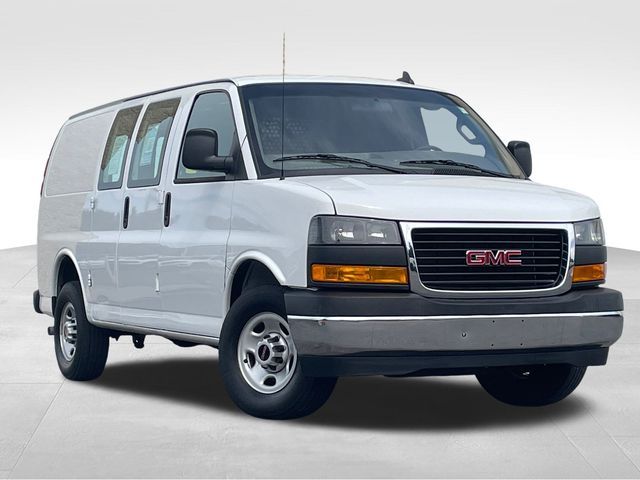 2021 GMC Savana Base