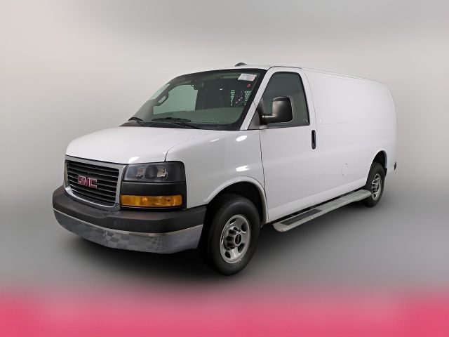 2021 GMC Savana Base