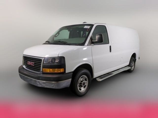 2021 GMC Savana Base