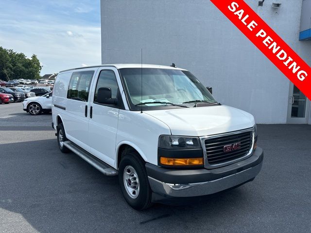 2021 GMC Savana Base