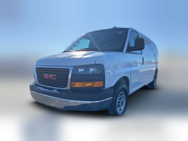 2021 GMC Savana Base