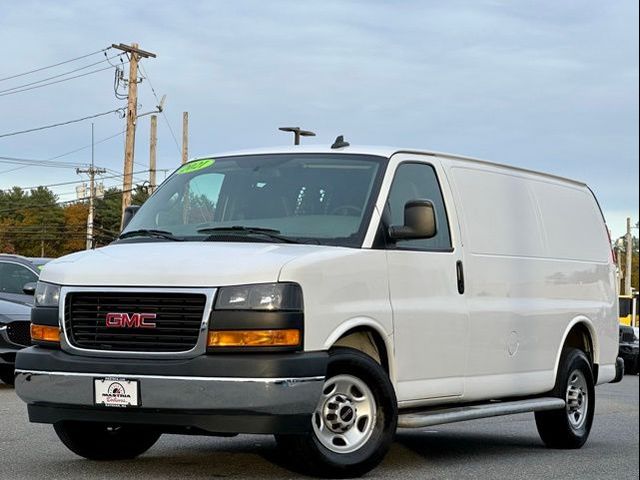 2021 GMC Savana Base