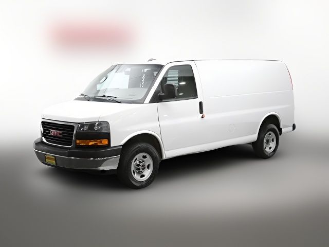 2021 GMC Savana Base