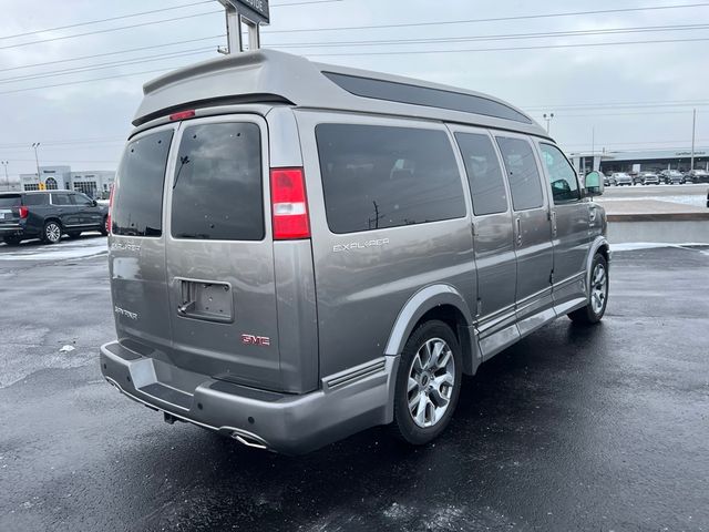 2021 GMC Savana Base