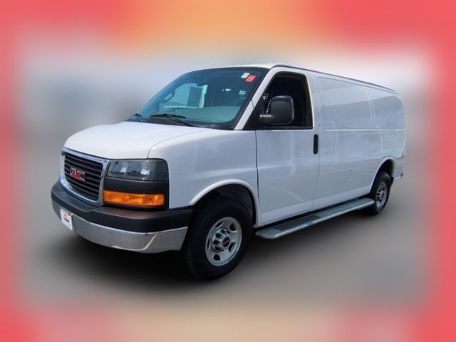 2021 GMC Savana Base