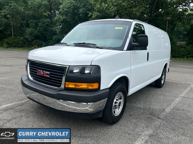 2021 GMC Savana Base