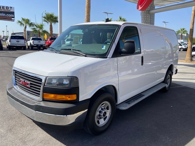 2021 GMC Savana Base