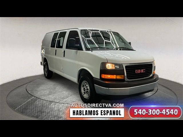 2021 GMC Savana Base