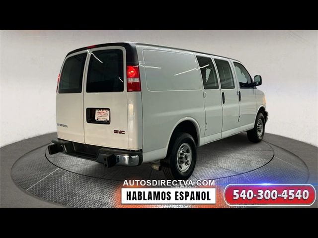 2021 GMC Savana Base