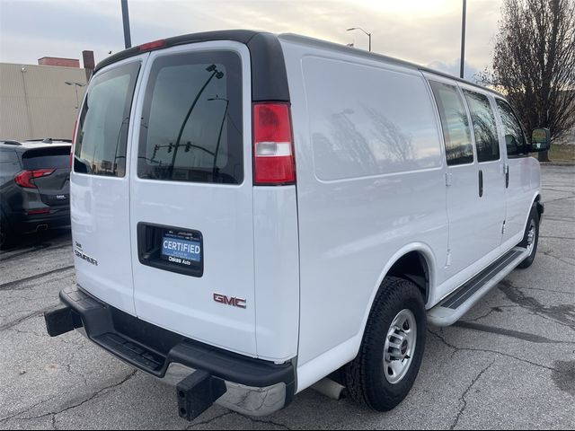 2021 GMC Savana Base