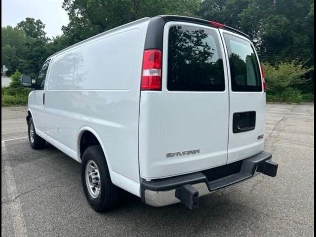 2021 GMC Savana Base