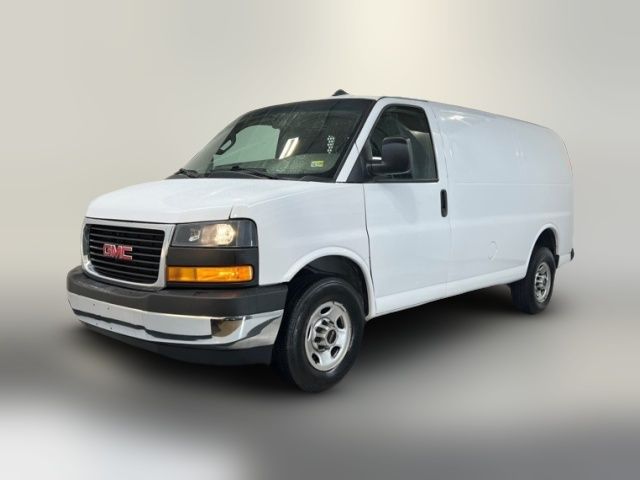 2021 GMC Savana Base