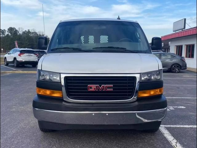 2021 GMC Savana Base