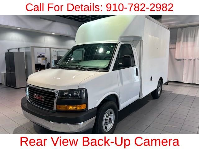 2021 GMC Savana Base