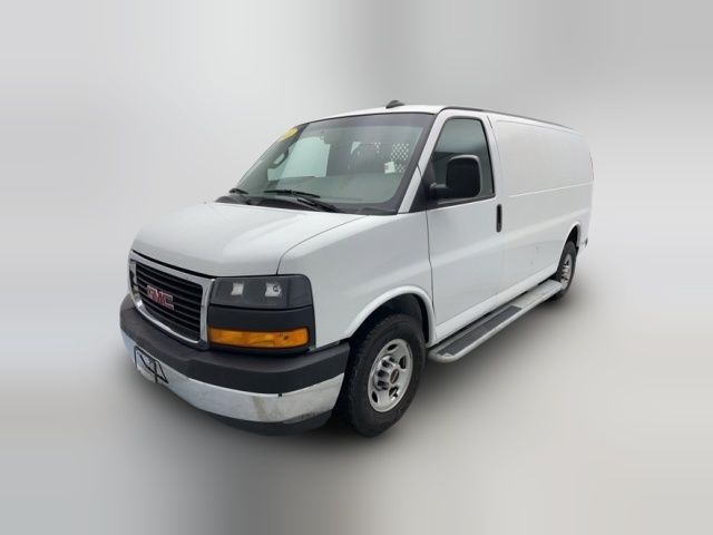 2021 GMC Savana Base