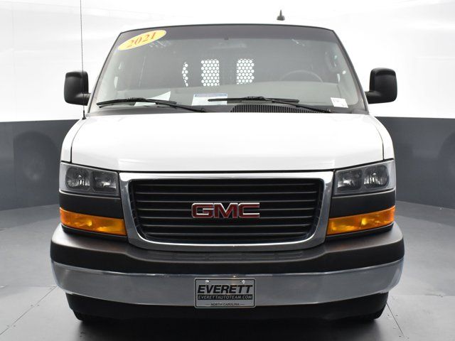 2021 GMC Savana Base