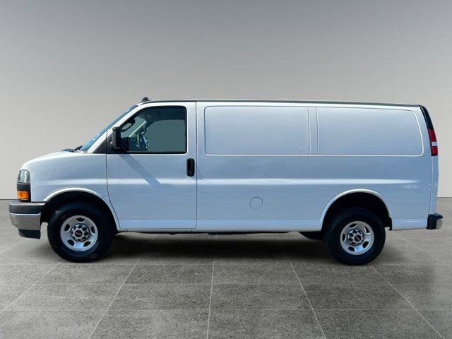 2021 GMC Savana Base