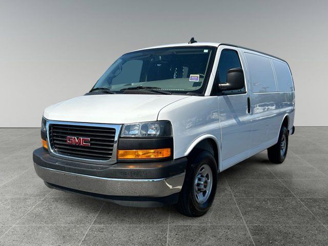 2021 GMC Savana Base