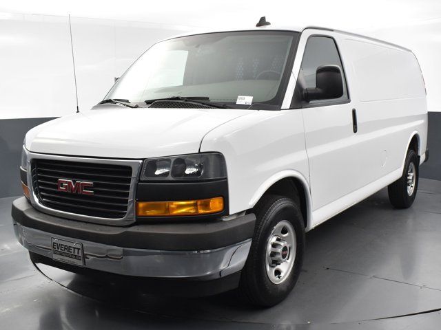 2021 GMC Savana Base