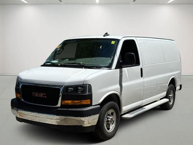 2021 GMC Savana Base