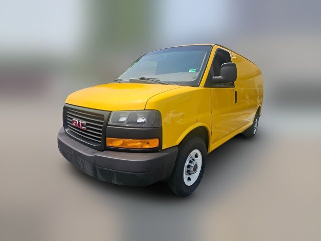 2021 GMC Savana Base