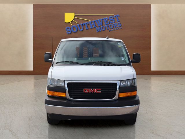 2021 GMC Savana Base