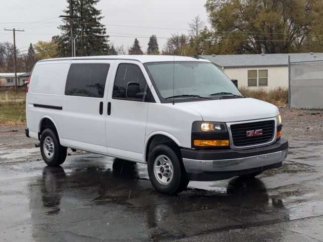 2021 GMC Savana Base