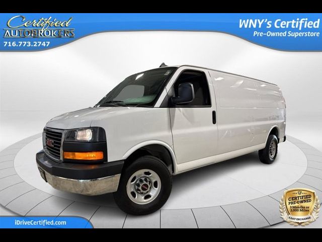 2021 GMC Savana Base