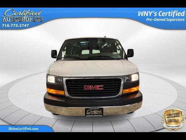 2021 GMC Savana Base