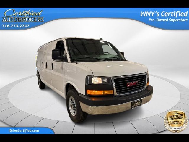 2021 GMC Savana Base