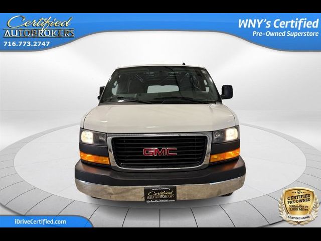 2021 GMC Savana Base