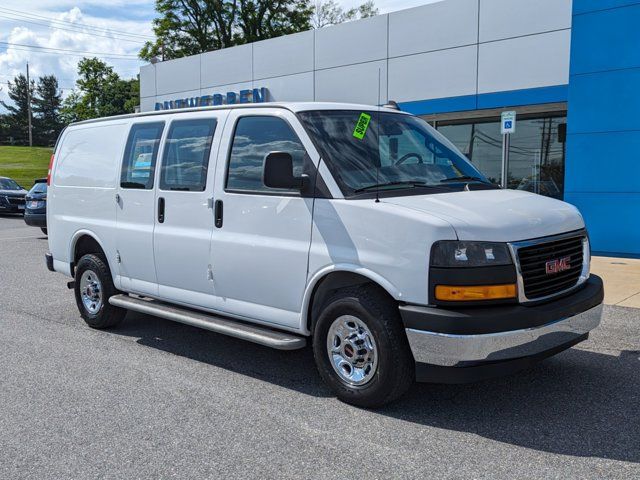 2021 GMC Savana Base