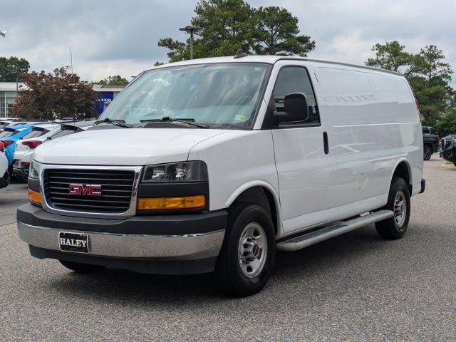 2021 GMC Savana Base