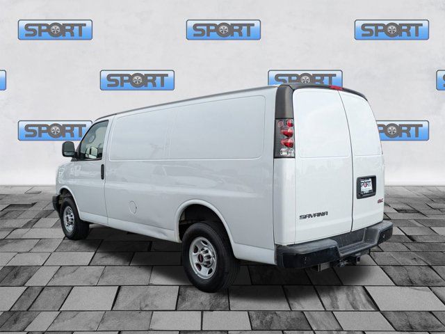 2021 GMC Savana Base