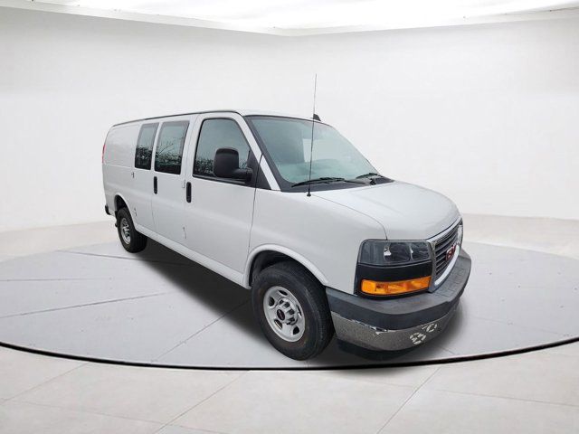 2021 GMC Savana Base