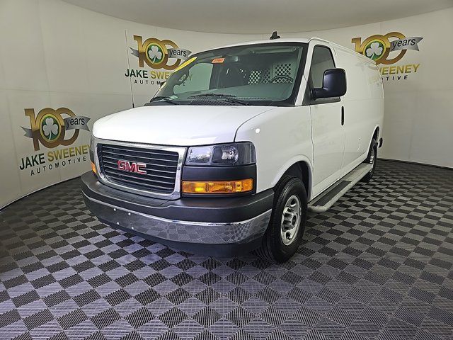 2021 GMC Savana Base