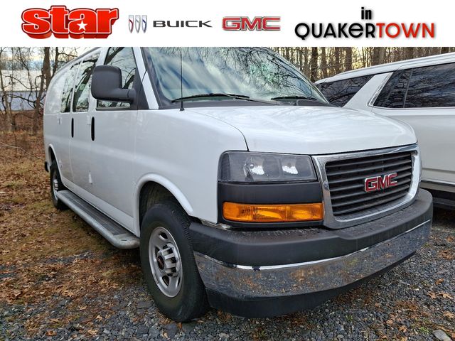 2021 GMC Savana Base