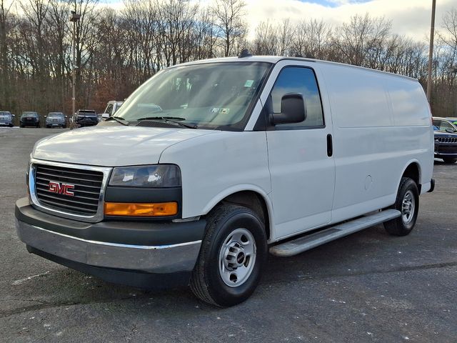 2021 GMC Savana Base