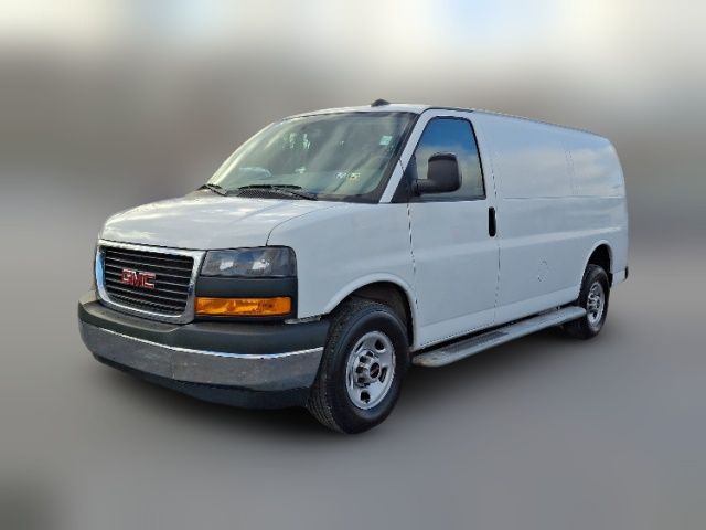 2021 GMC Savana Base