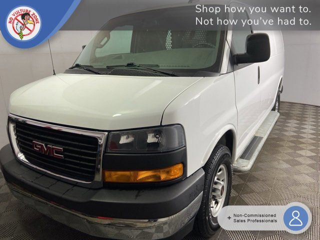 2021 GMC Savana Base