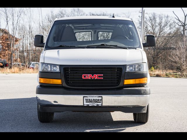 2021 GMC Savana Base