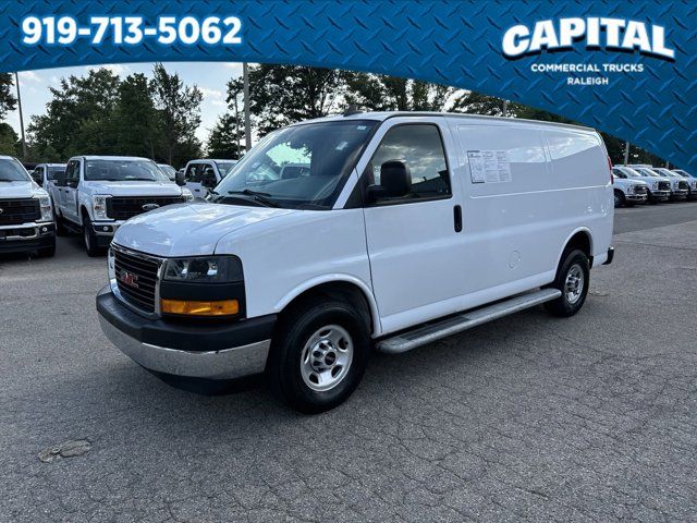 2021 GMC Savana Base