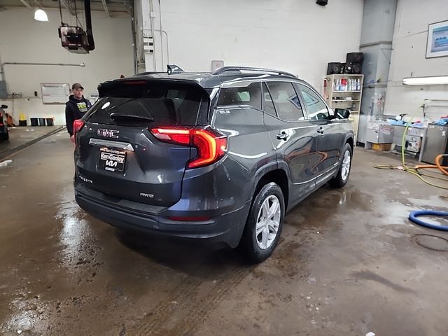 2021 GMC Terrain SLE