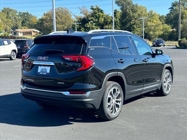 2021 GMC Terrain SLT